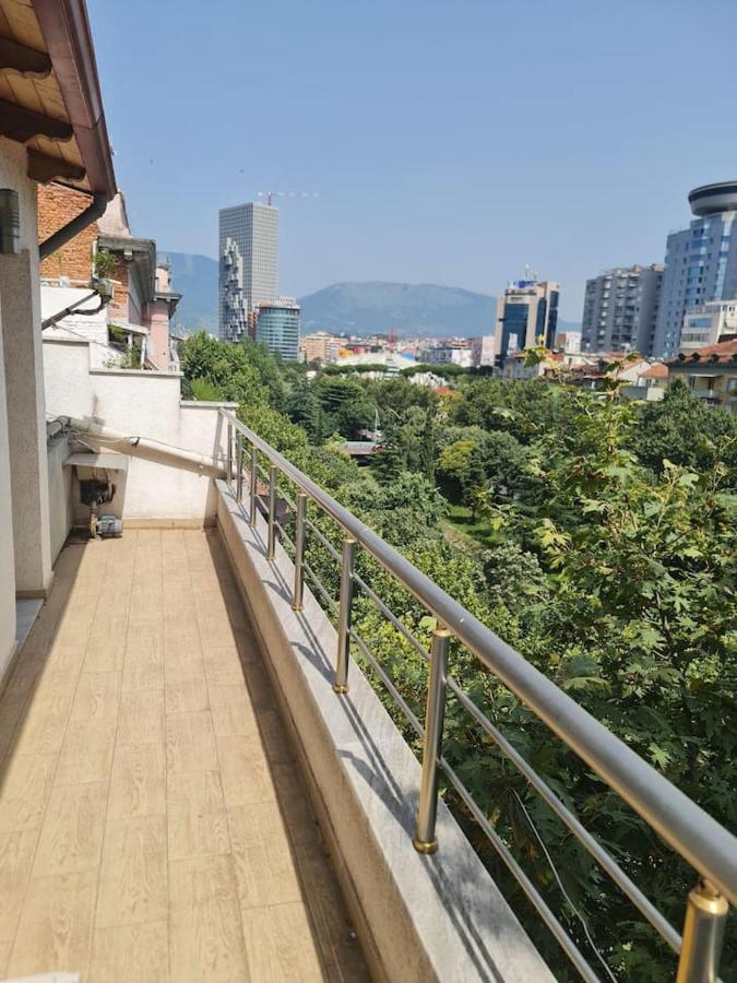 Penthahouse Shallvare Tirana Extérieur photo